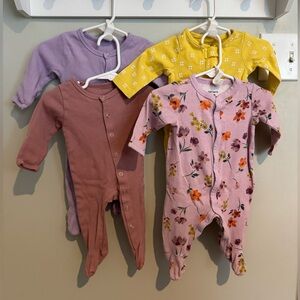 0-3 months onesie sleepers  - Purple, Yellow, Pink
